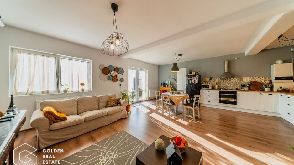 Casă tip duplex P+M, teren 302 - Poză 2