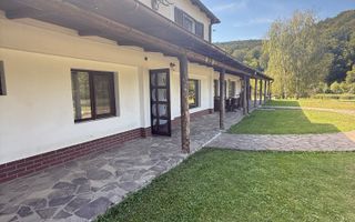 Complex Turistic activ,  2 lacuri ,teren 16800 mp -zona Valea Dobârlău - Poză 4