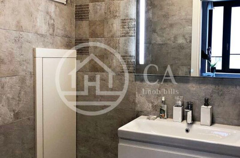 Casa de inchiriat cu 3 camere in zona centrala, Oradea - Poză 11