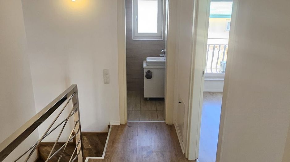 Vila 3 camere in Cosmopolis - Poză 15