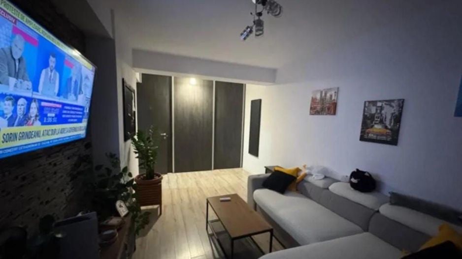Apartament cu 2 camere de inchiriat, Novum Lacul Morii, Parcare - Poză 2