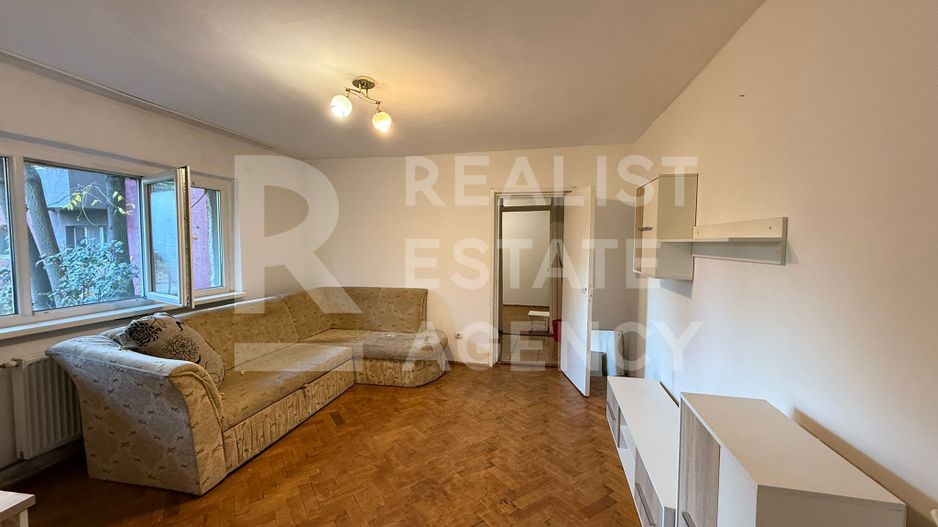 Vânzare, apartament, 2 camere, plus anexa - Poză 1