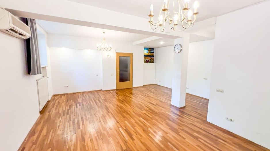 De vanzare Apartament 5 camere, Aviatorilor, Dorobanti, Primaverii TVR - Poză 1