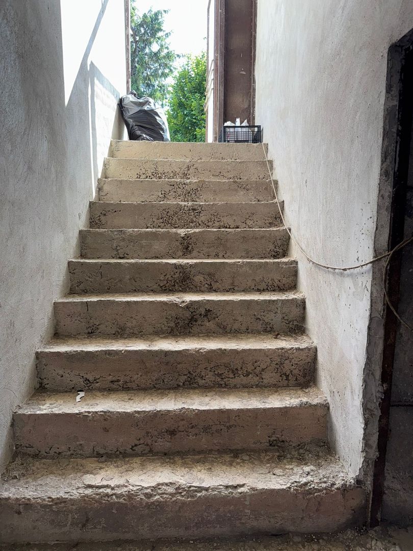 Vanzare casa cu 4 camere+anexe într-o zonă de poveste – Bezdead - Poză 10