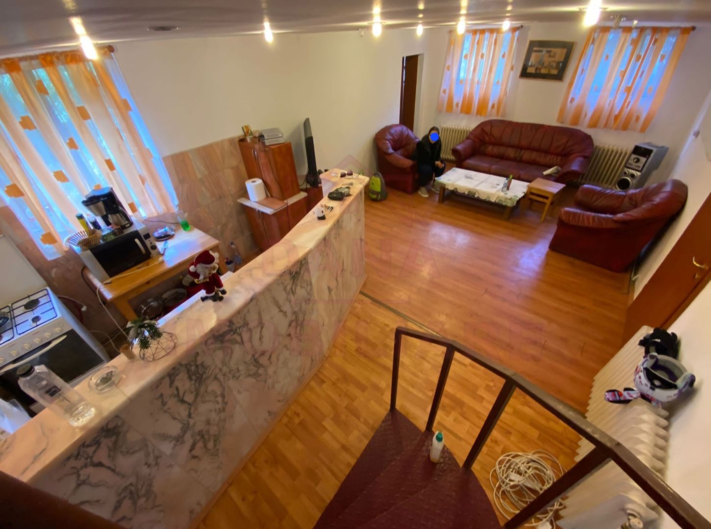 CASĂ\ VILĂ 6 CAMERE, LA MUNTELE MIC,JUD. CARAȘ-SEVERIN\ COMISION 0% - Poză 5