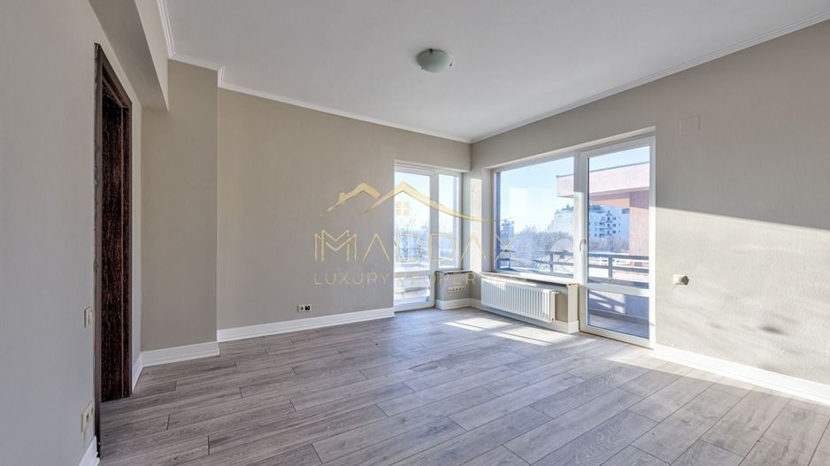 Vila ***400mp*** + Curte Proprie // zona Aviației - Poză 14