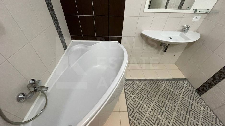 Chirie, apartament, 2 odăi, str. Mitropolit Petru Movilă, Centru - Poză 8