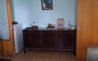 Vanzare apartament 3 camere, etaj 1/4, Titan-Fetesti - Poză 4