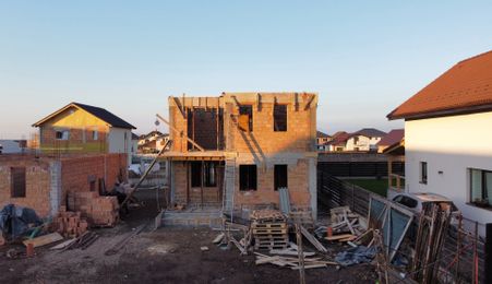 Casă de vanzare Cartier Izvorv