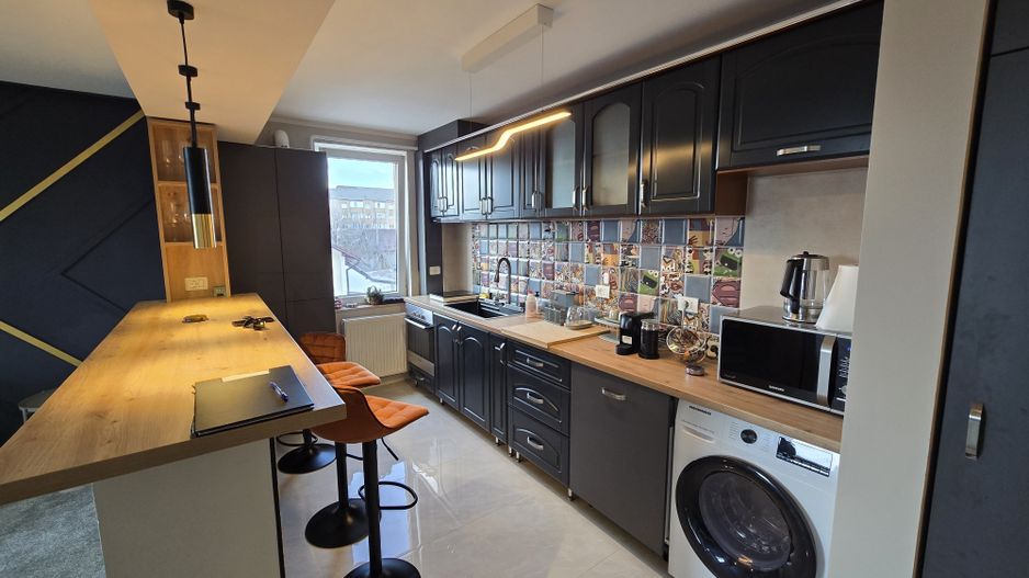 Apartament spațios 2 camere I Rădăuți - Poză 1