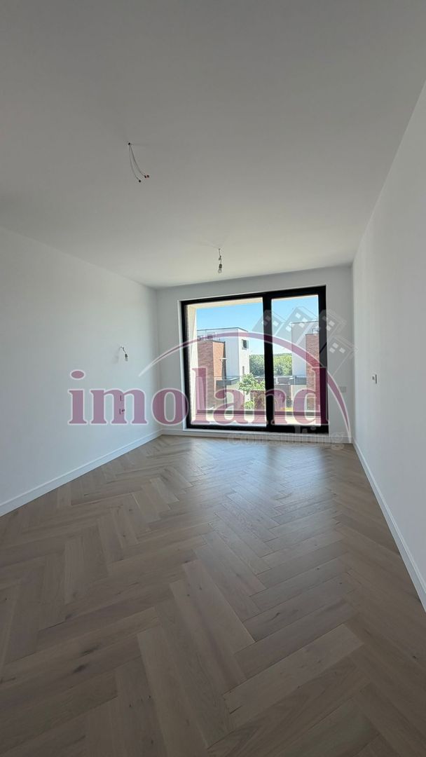 Marina Snagov - Inchiriere - Vila NOUA - 5 camere - ponton la Lacul Snagov - Poză 20