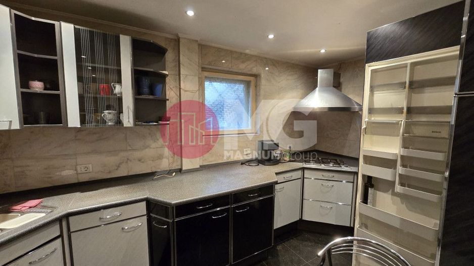 Casa de vanzare - zona Stefan cel mare - Poză 2