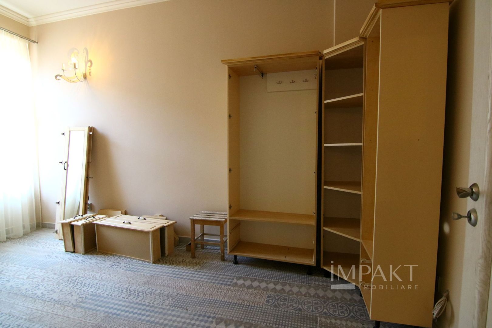 Apartament 4 camere, lux, zona Centrala! - Poză 18