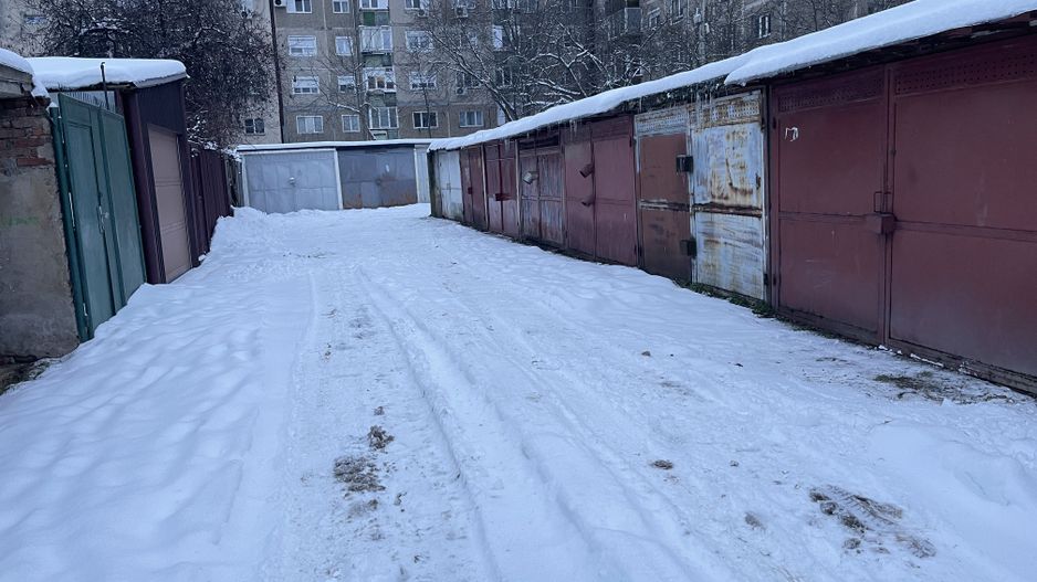 Teren intre blocuri,cu garaje-ideal pentru afacere - Poză 6