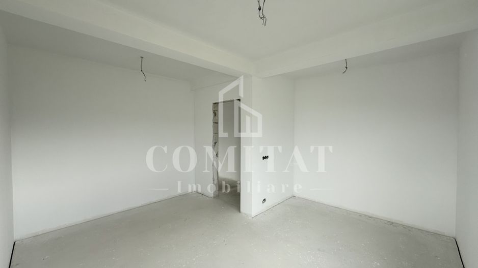 Casă individuală cu 699 teren la preț bun Chinteni - Poză 10