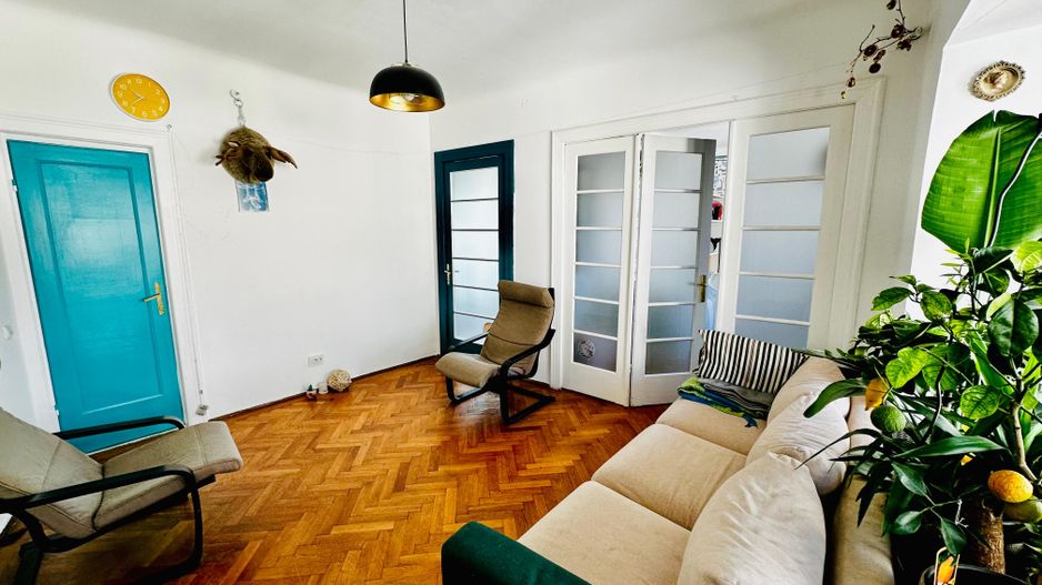 Apartament 3 camere + 1 birou,  Cotroceni, curte si gradina, metrou Eroilor - Poză 3