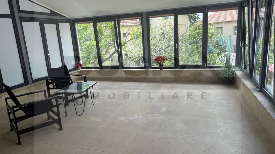 Casa premium 5 camere, teren 485 mp, garaj, zona Republicii - Poză 3