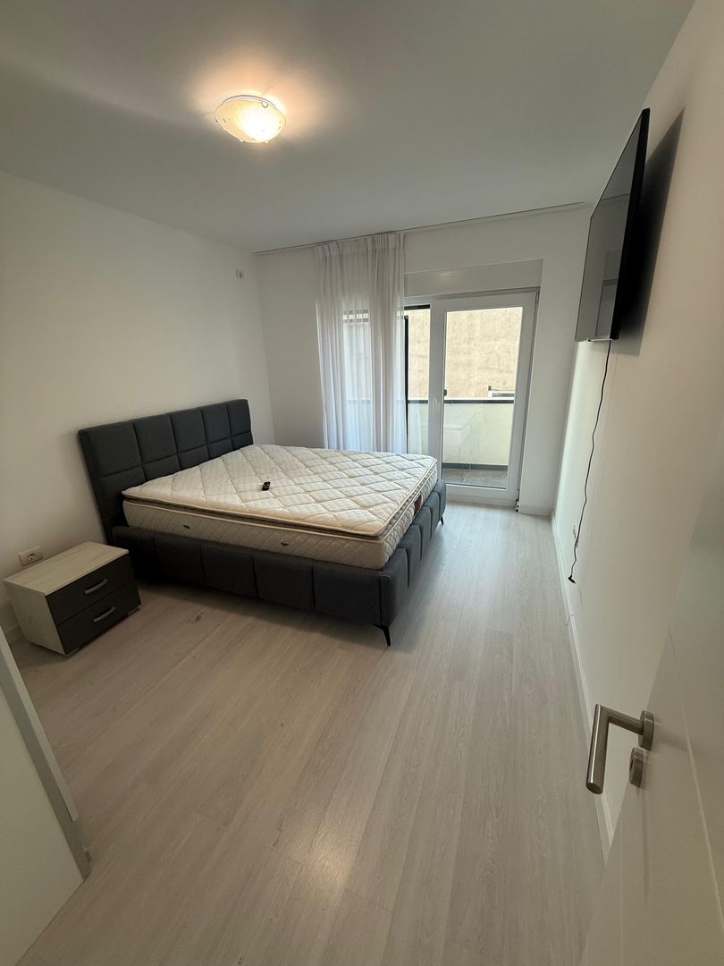 Locuinta cu 3 camere, curte si 2 locuri de parcare - Poză 18