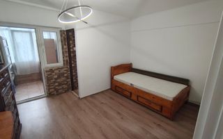 Garsoniera de vanzare etaj 1 in Bd Poitiers - Siraj - Poză 2