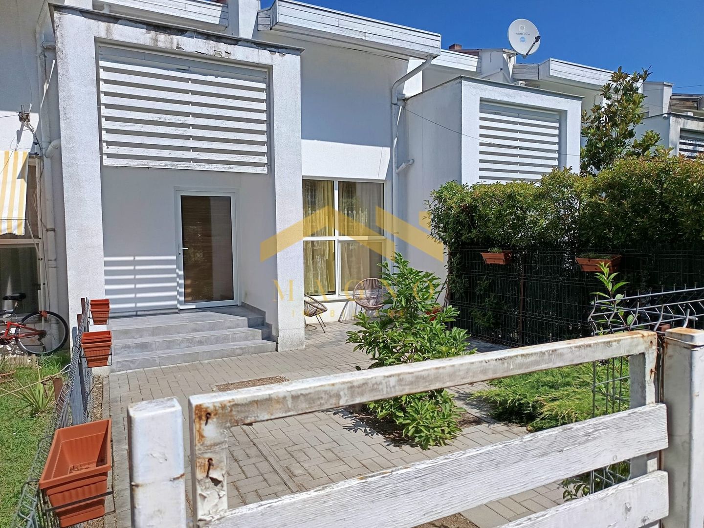 CASA SPATIOASA CU 4 CAMERE CARTIER GRADISTE - Poză 2