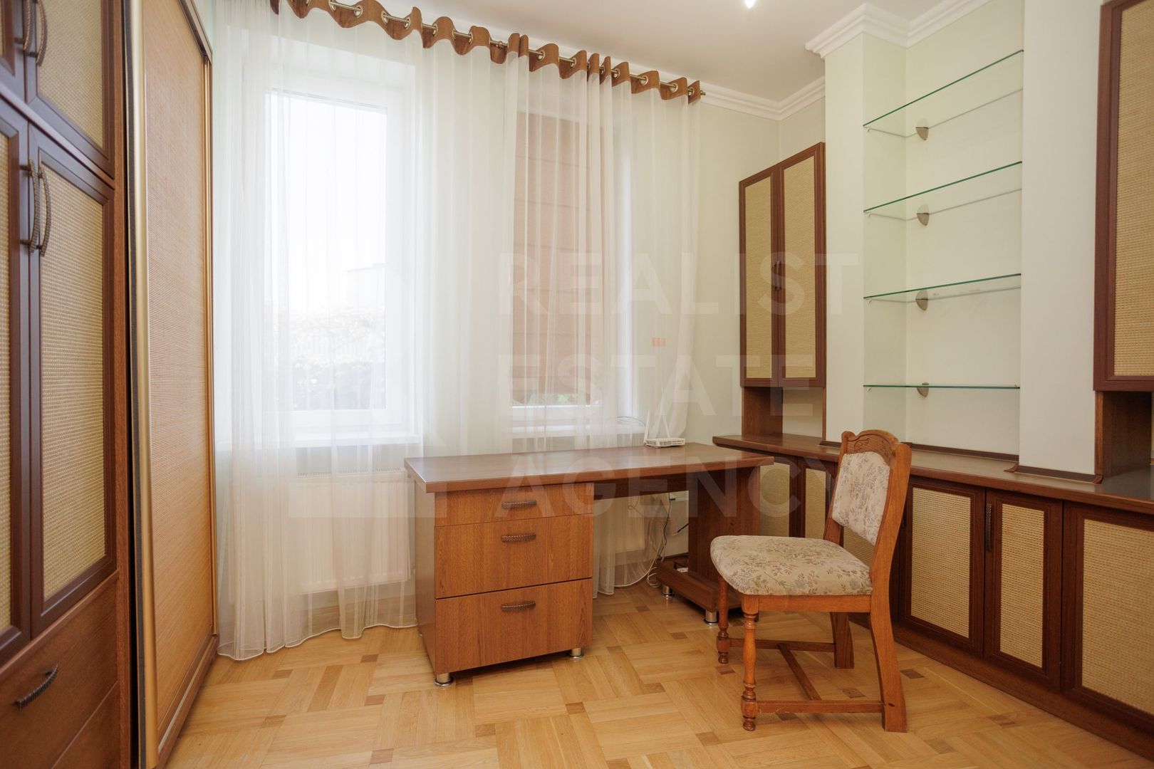Chirie, casă, 6 camere, Strada Trifan Baltă, Centru - Poză 32
