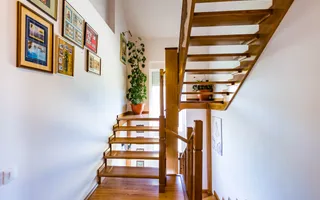 Vilă 340 mp Bran | Teren 5500 mp | 6 dormitoare cu băi proprii - Poză 15