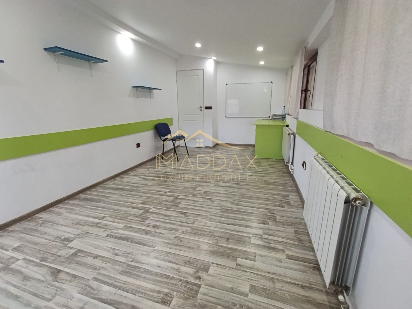 Vila cu 5 camere *276mp* // Zona Rahova - Poză 6
