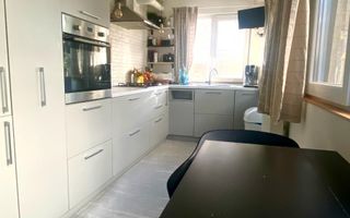 Apartament cu 2 camere in Dumbravita - Poză 7