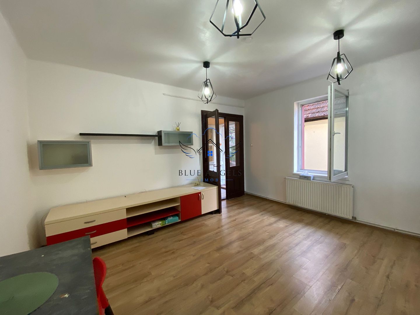 Casa PET FRIENDLY, 4 camere centrala, strada Stadionului - Poză 3
