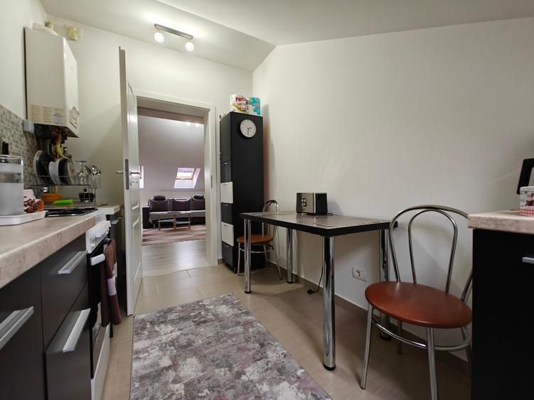 Apartament 2 camere, Dumbravita la intrare  etaj 2+ loc parcare - Poză 9