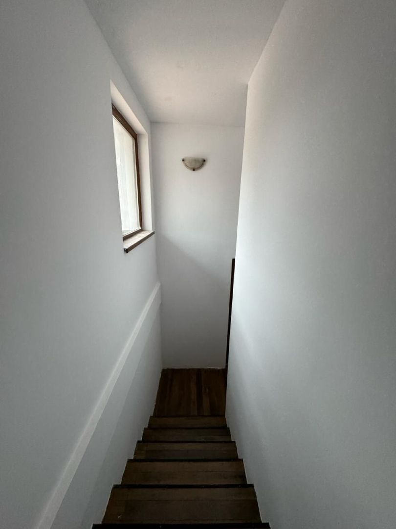 REȘEDINȚĂ EXCLUSIVISTĂ | 8 CAMERE | 4 BĂI | 2 LIVINGURI | TEREN 679 MP - Poză 7