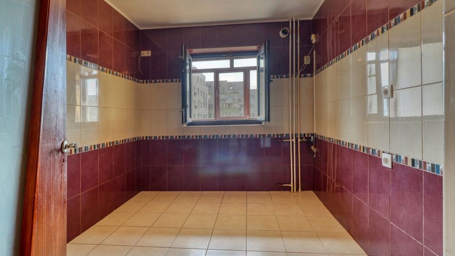 Oportunitate! Apartamanent de 3 camere- 70 mp, comision 0% - Poză 4