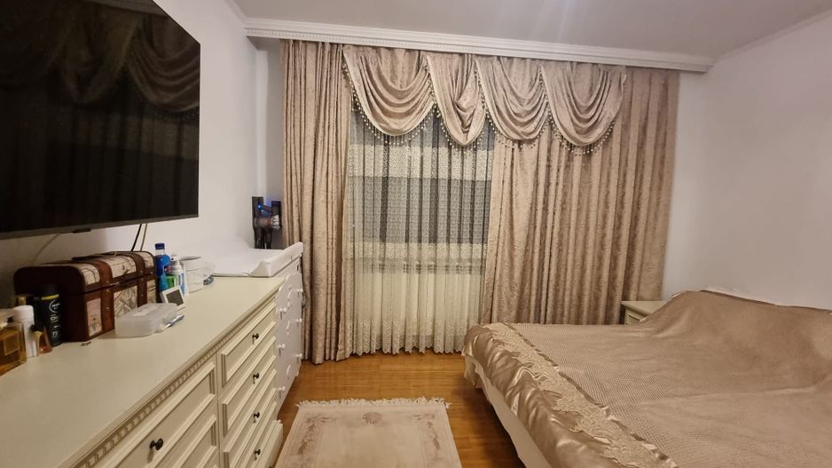 Apartament de 3 camere de vanzare Faleza nord - Poză 9