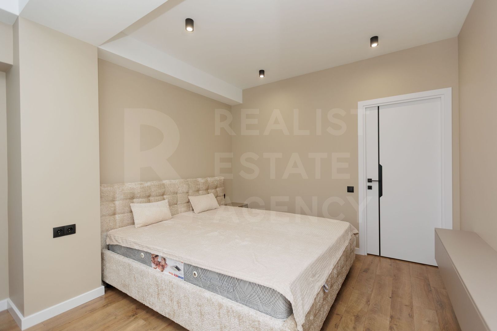 Vânzare, apartament, 2 camere, str. Vasile Lupu, Buiucani - Poză 9