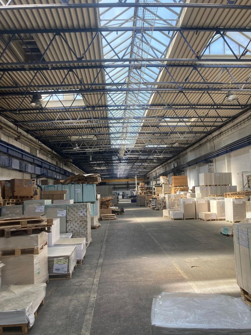 Hala industriala + birouri de vanzare P+1+2 Faur - Poză 1