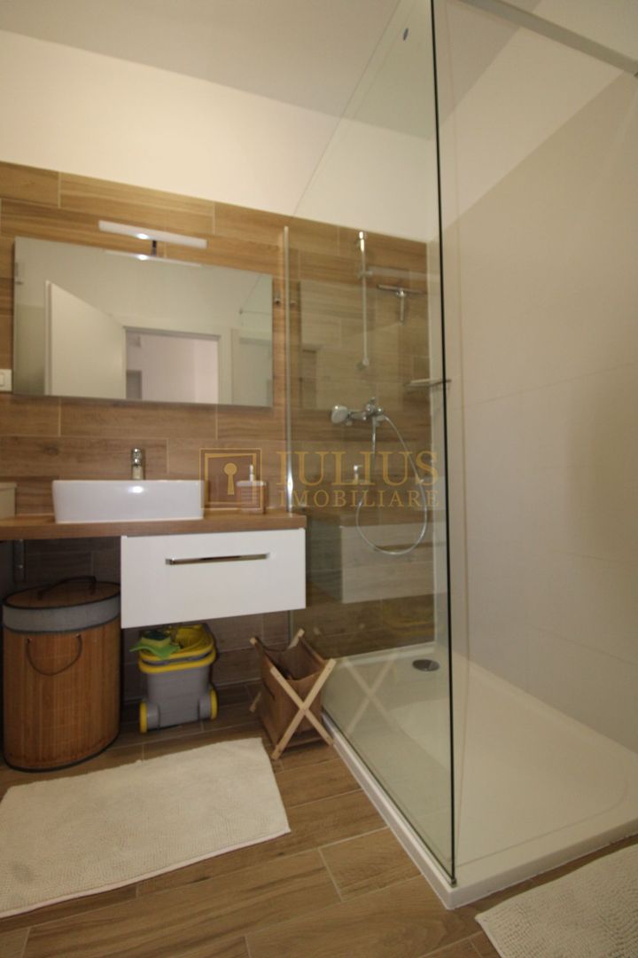 Vivalia -Take Ionescu; loc de parcare - Poză 15