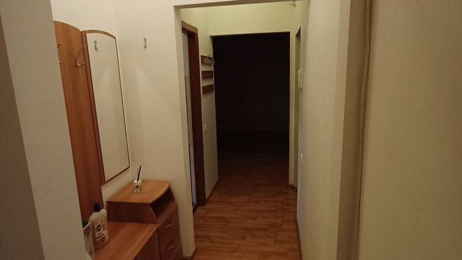 Vand apartament cu 3 camere in poarta 6 direct proprietar - Poză 5