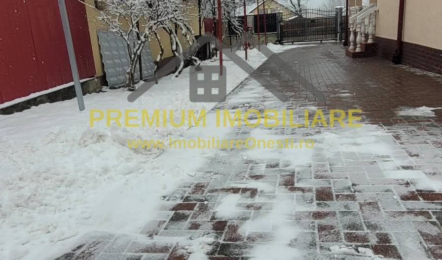 Casă P+M de vânzare la 11 km de Onesti spre Bacau - Poză 13