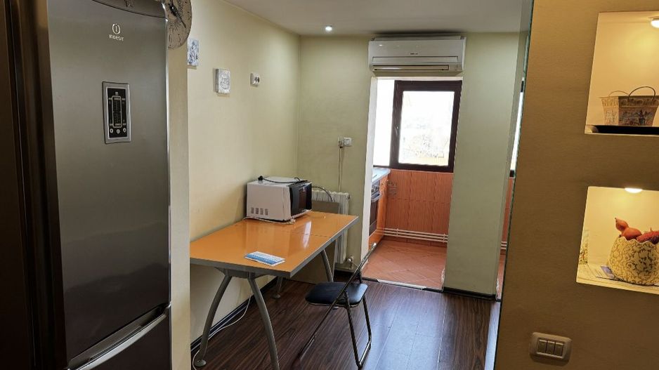 Vand ap 2 cam decomandat casa de cultura - Poză 2