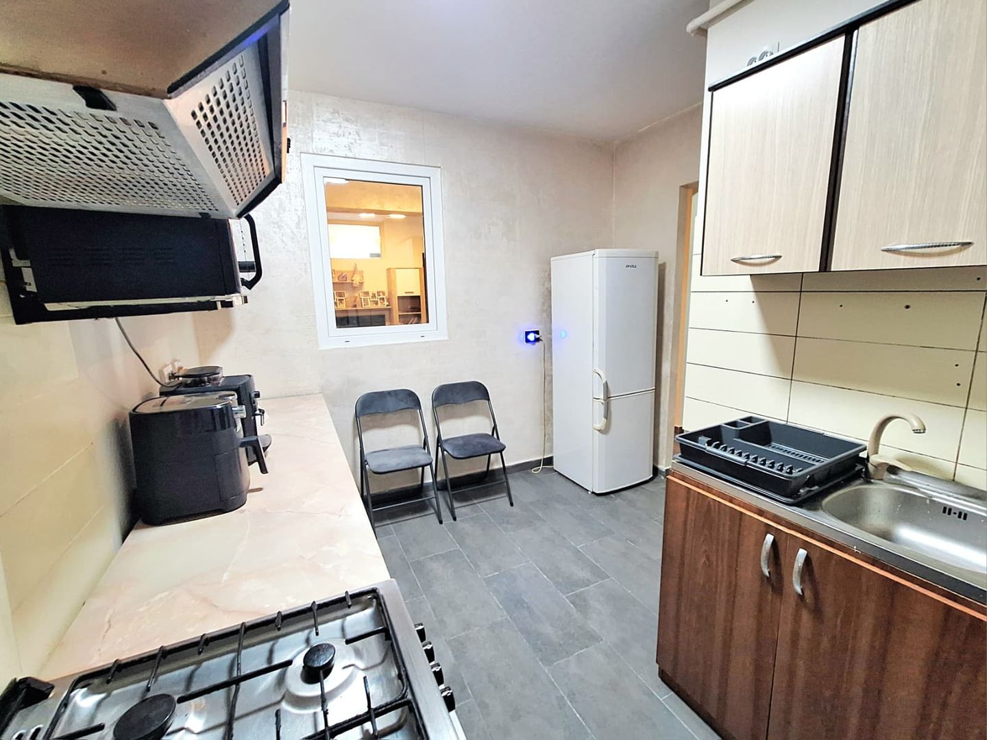 Apartament cu 2 camere de vânzare în zona Aparatorii Patriei - Poză 6