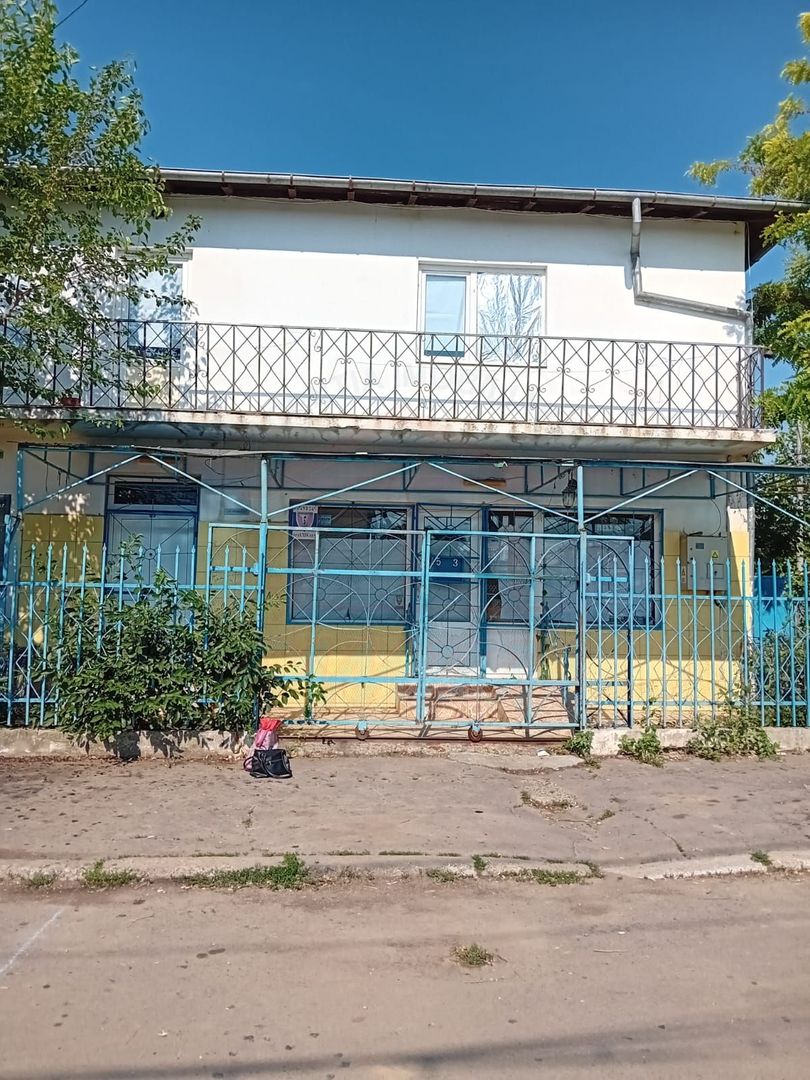 PROPRIETATE P+P1 CU 10 CAMERE – DE ÎNCHIRIAT SAU DE VÂNZARE - Poză 18