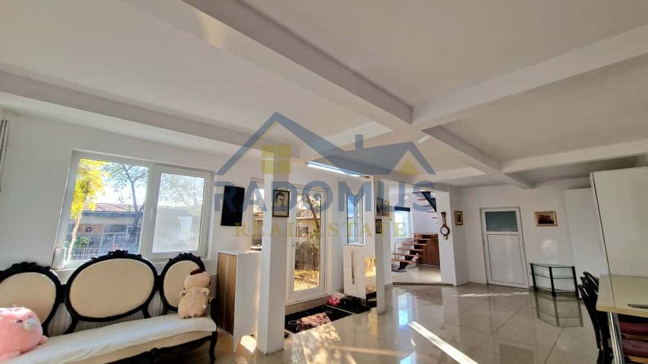 Casă cu piscină la preț de apartament - Ploiești - Teren 621 Mp - Poză 8