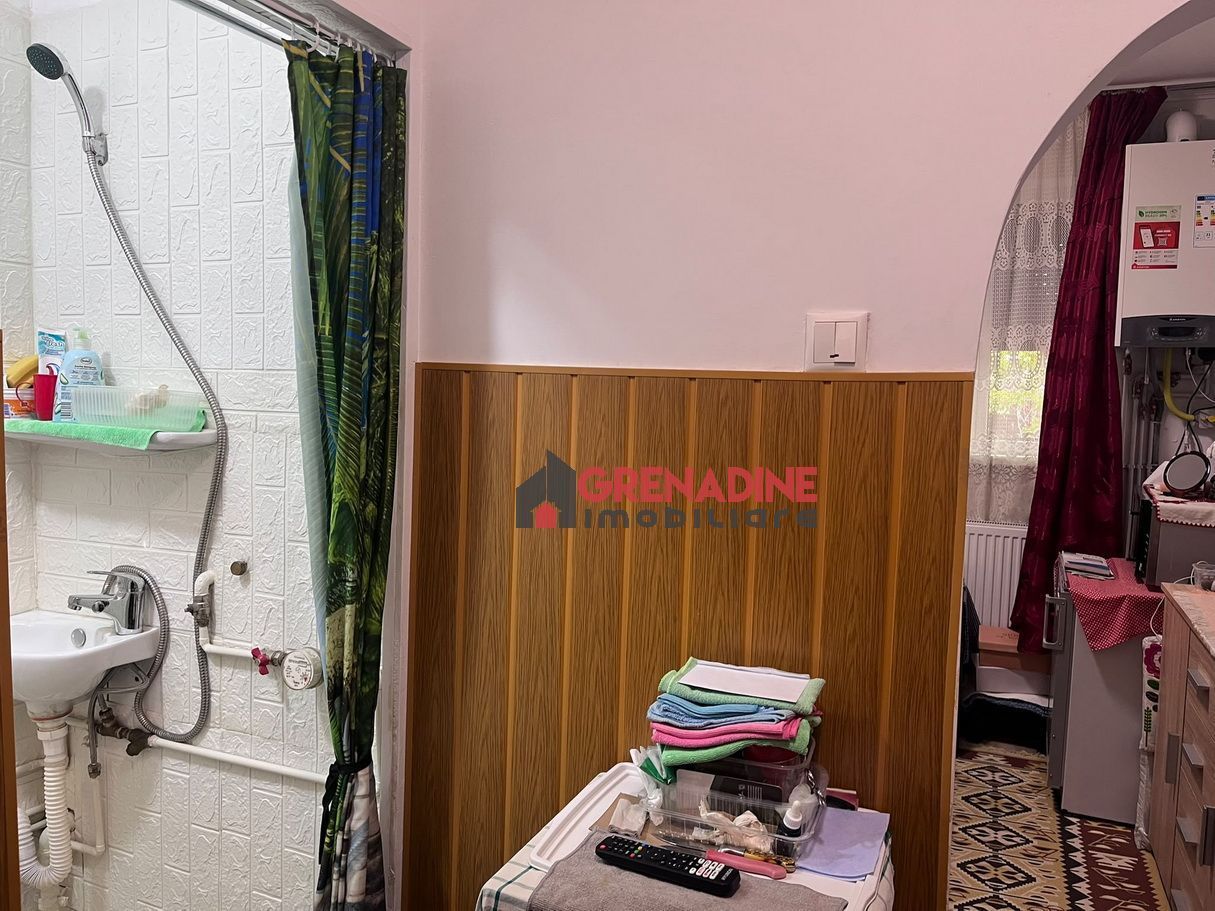 Garsoniera cu Baie Proprie - 12 mp Renovata - Zona Astra - Poză 5