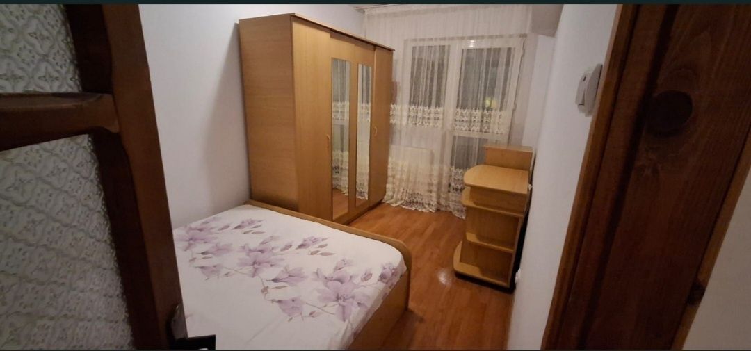 De inchiriat apartament 3 camere, Micro 20, 2100 lei - Poză 3