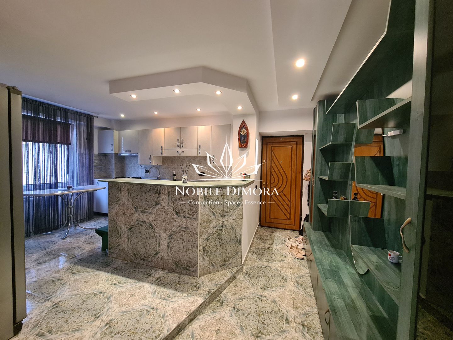 Apartament cu 3 camere de 100 mp pe Calea Dorobantilor - Fabric - Poză 14