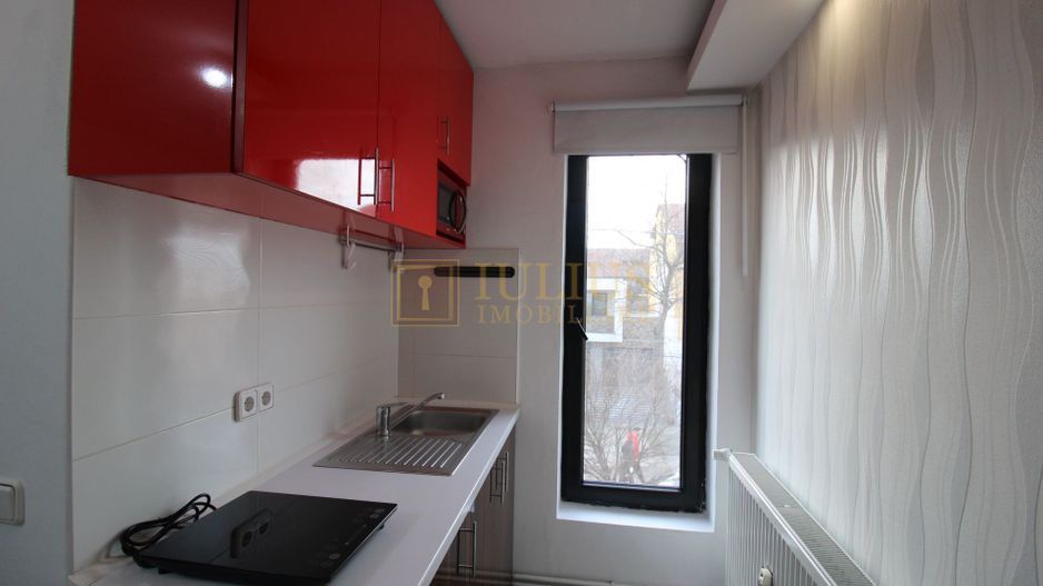 1 camera, loc de parcare,in spate la City of MARA - Poză 13