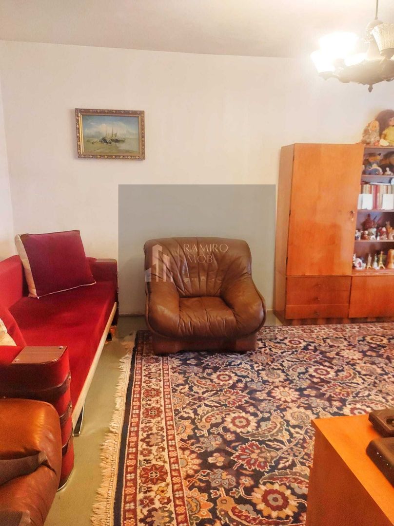 Apartament 2 camere, decomandat, Metrou Nicolae Grigorescu, DE RENOVAT - Poză 2