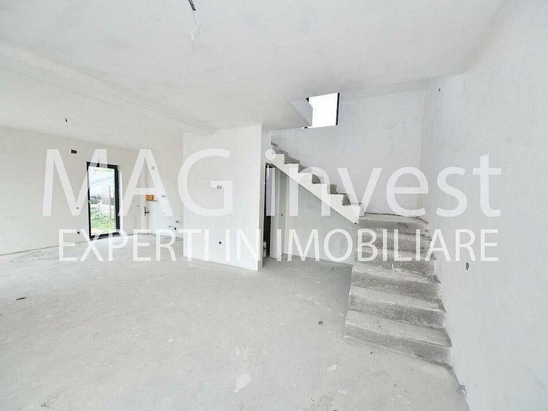 Vila noua in stil mediteranean  - Loc. Vanatori, Galati - Poză 8