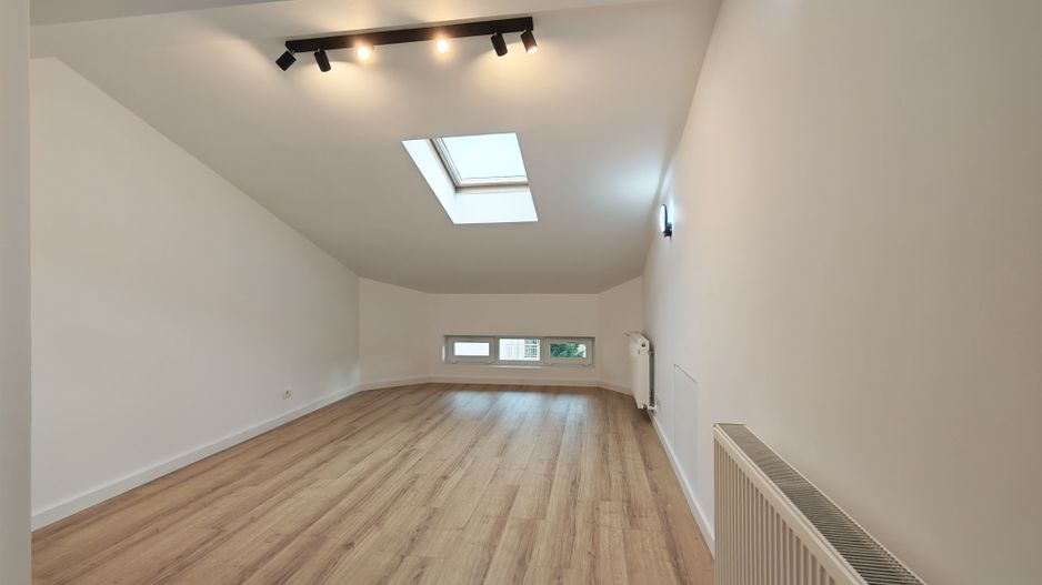 Vilă duplex Pipera, grădină, parcare - Poză 12