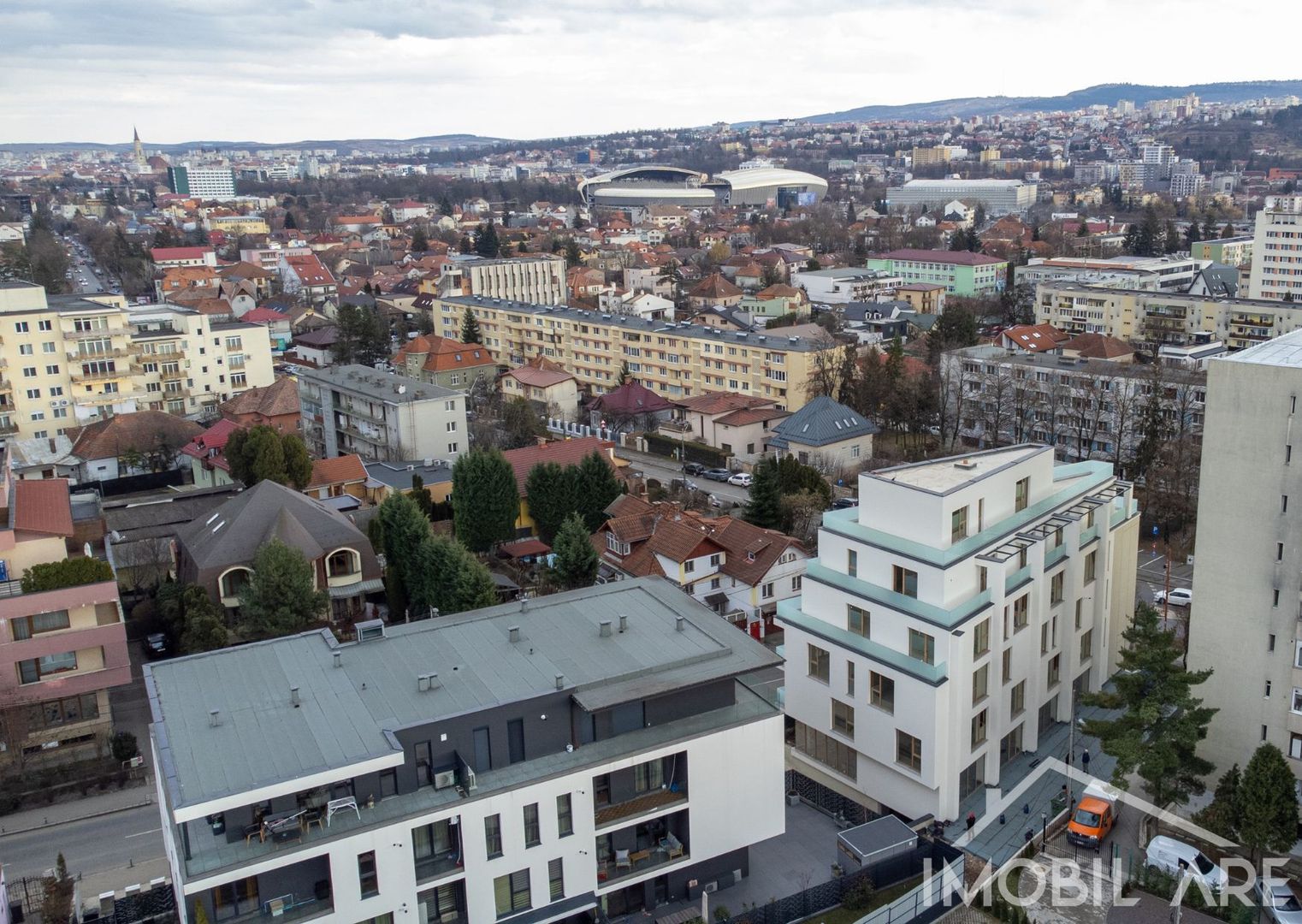 Penthouse cu 3 camere dispus pe două nivele cu terasă panoramică - Poză 1
